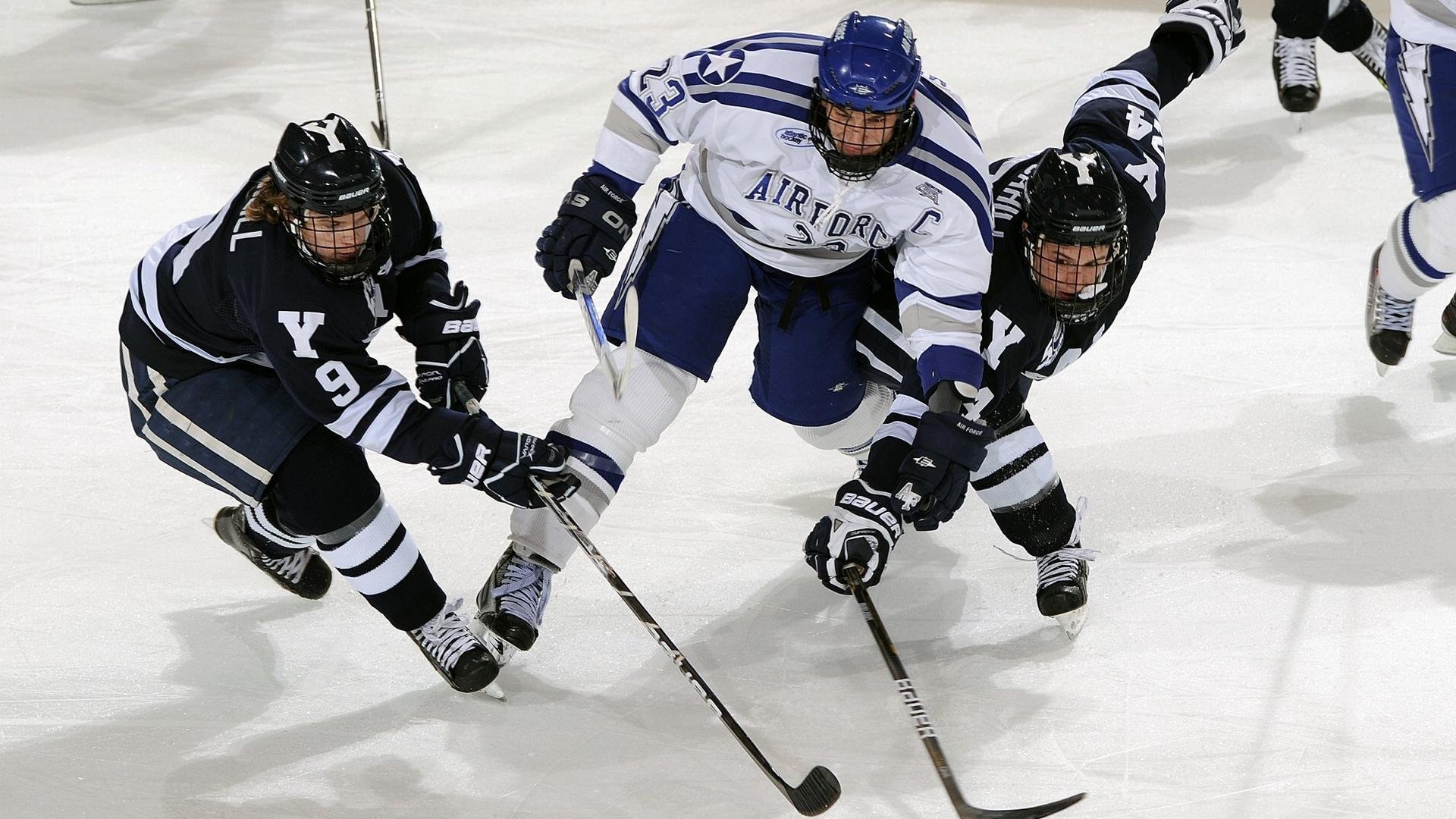 Scout连续五场比赛得分超过刷新纪录，湖人不断突破！观众掌声雷动